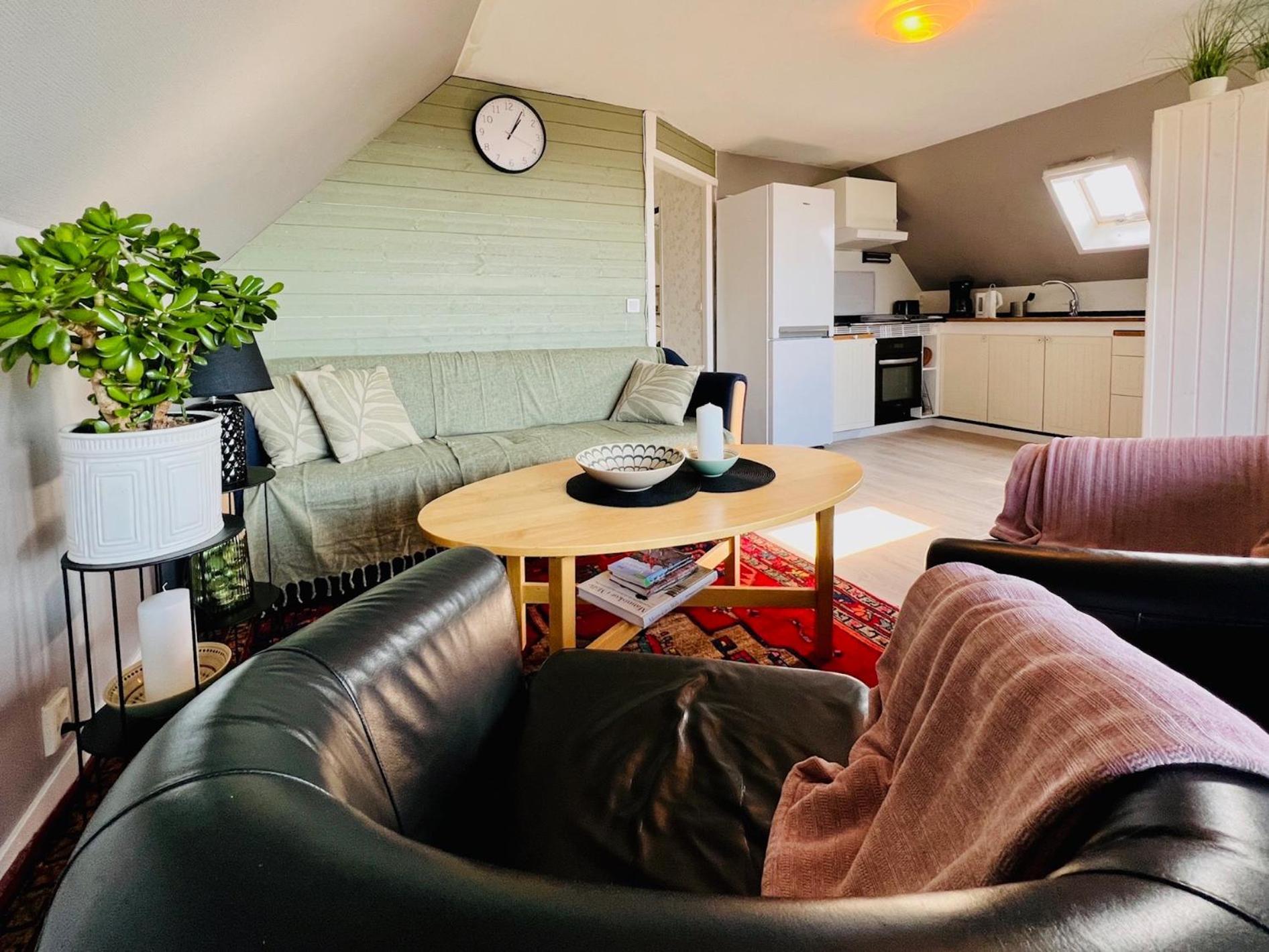 Penthouse-Laegenhet Med Tva Sovrum & Terass Med Havsutsikt Mölle Buitenkant foto